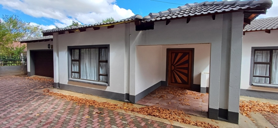 5 Bedroom Property for Sale in Panorama Free State